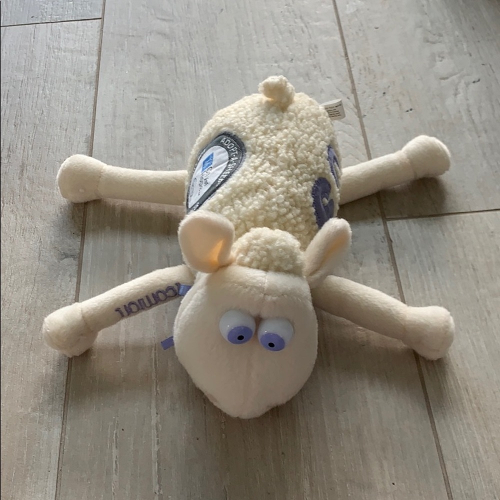 Serta 60 sheep